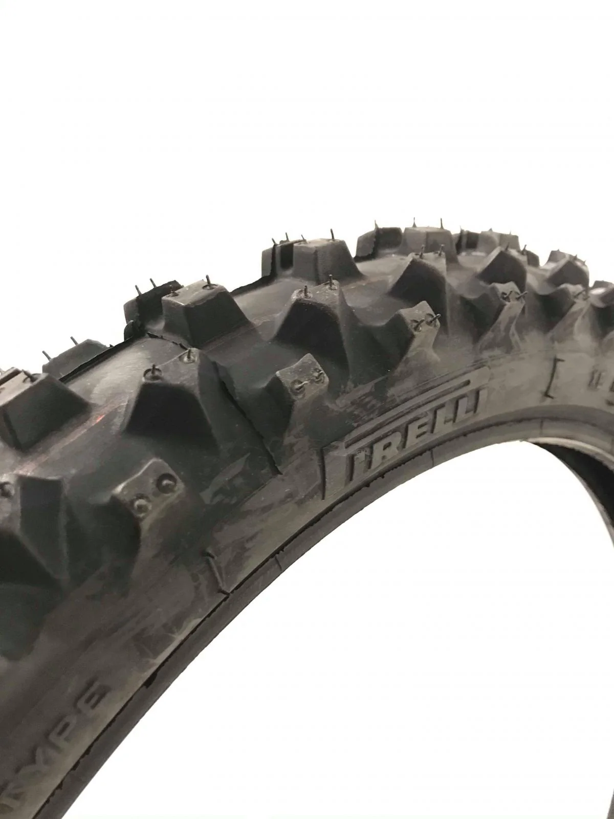 19-70/100 MX32 MID SOFT, PIRELLI TYRE 3252600 - Image 2