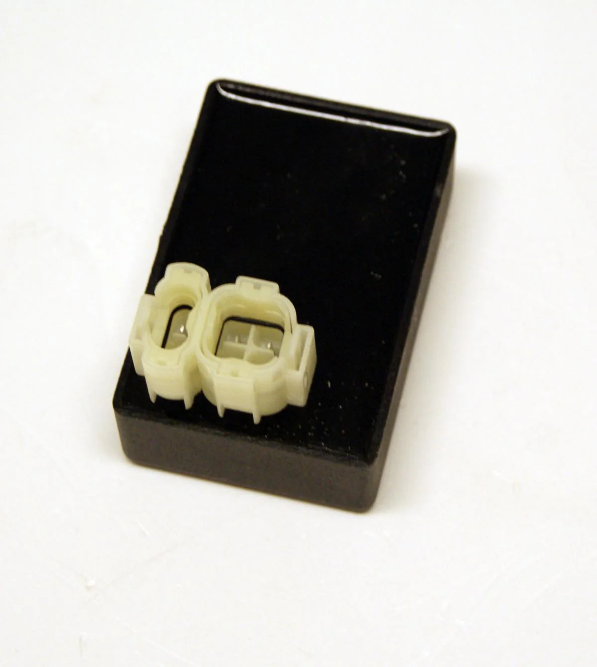 CDI BOX HON 30410-HA2-671, DZE10196, IHA6037 ARROWHEAD, AT-01555