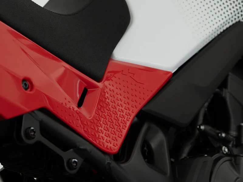 PLASTIC KIT WITH SEAT TRANSALP 750 R-TECH RED BLACK WHITE R-KITALP-RS1-024 - Image 6