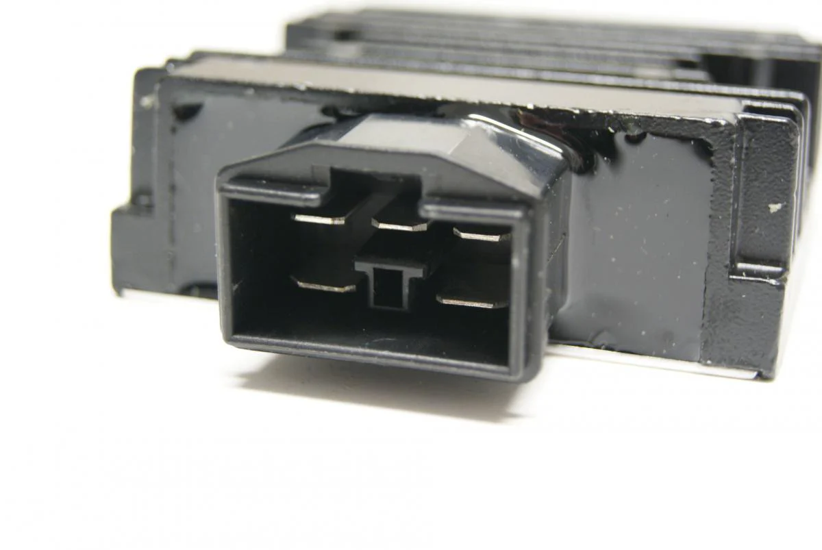 REGULATOR ARROWHEAD HONDA 250 300 600 750 CBR CB CBF FES NSS VT AHA6072 715446 31600-KVK-901 - Image 3