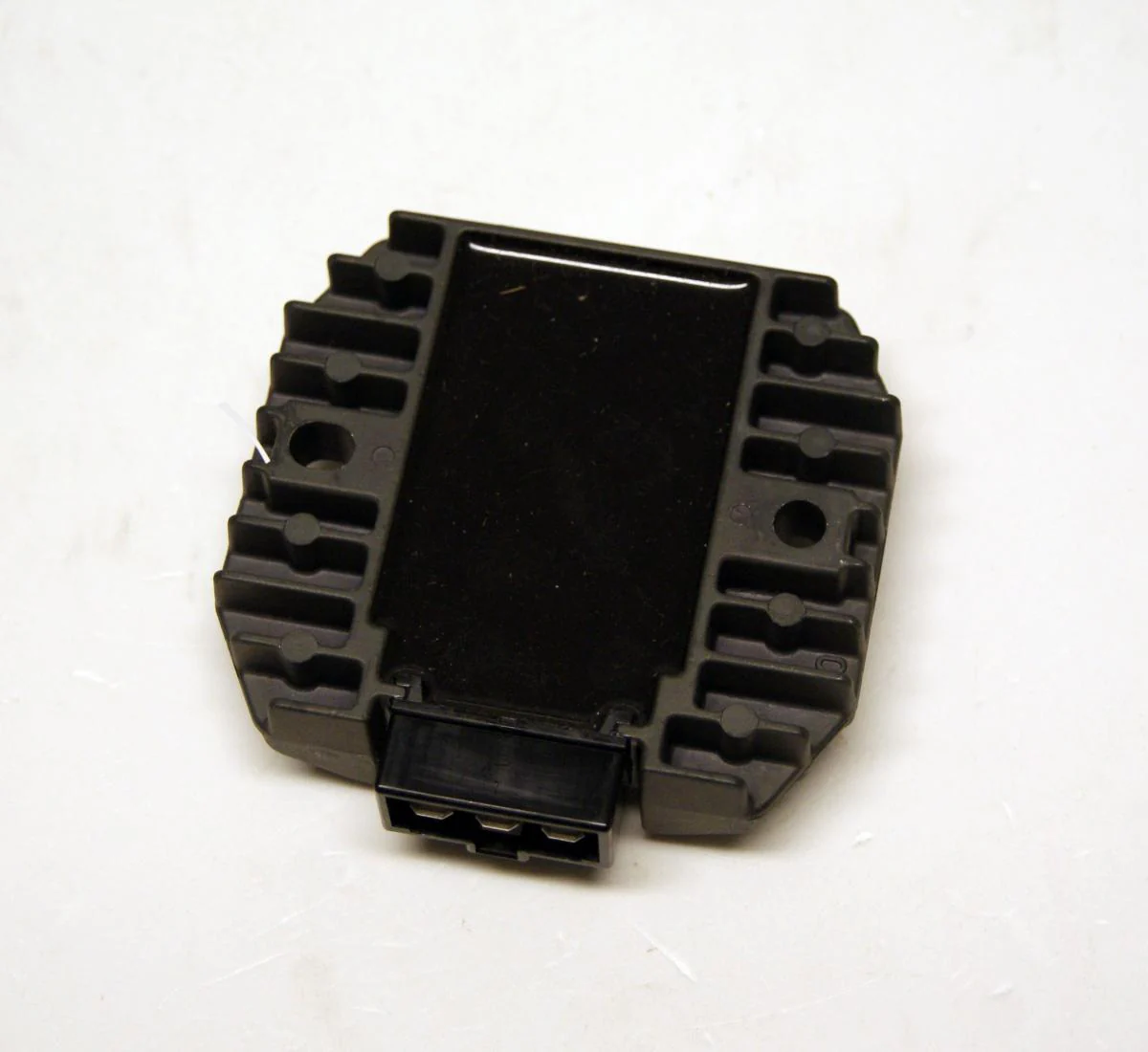 REGULATOR KAWASAKI 21066-1089, K&L 20-5333 MADE IN JAPAN - Image 2