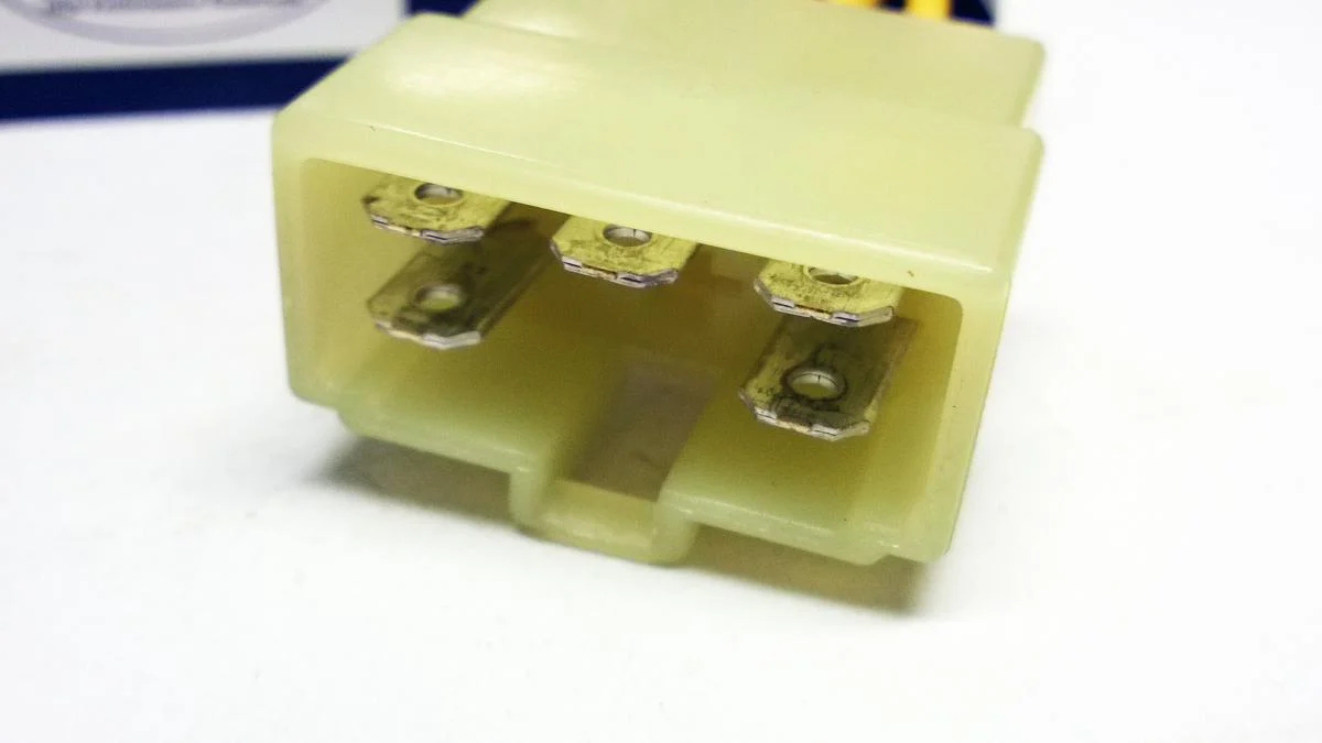 REGULATOR RECTIFIER 3280019B11 KL20-5365 - Image 3