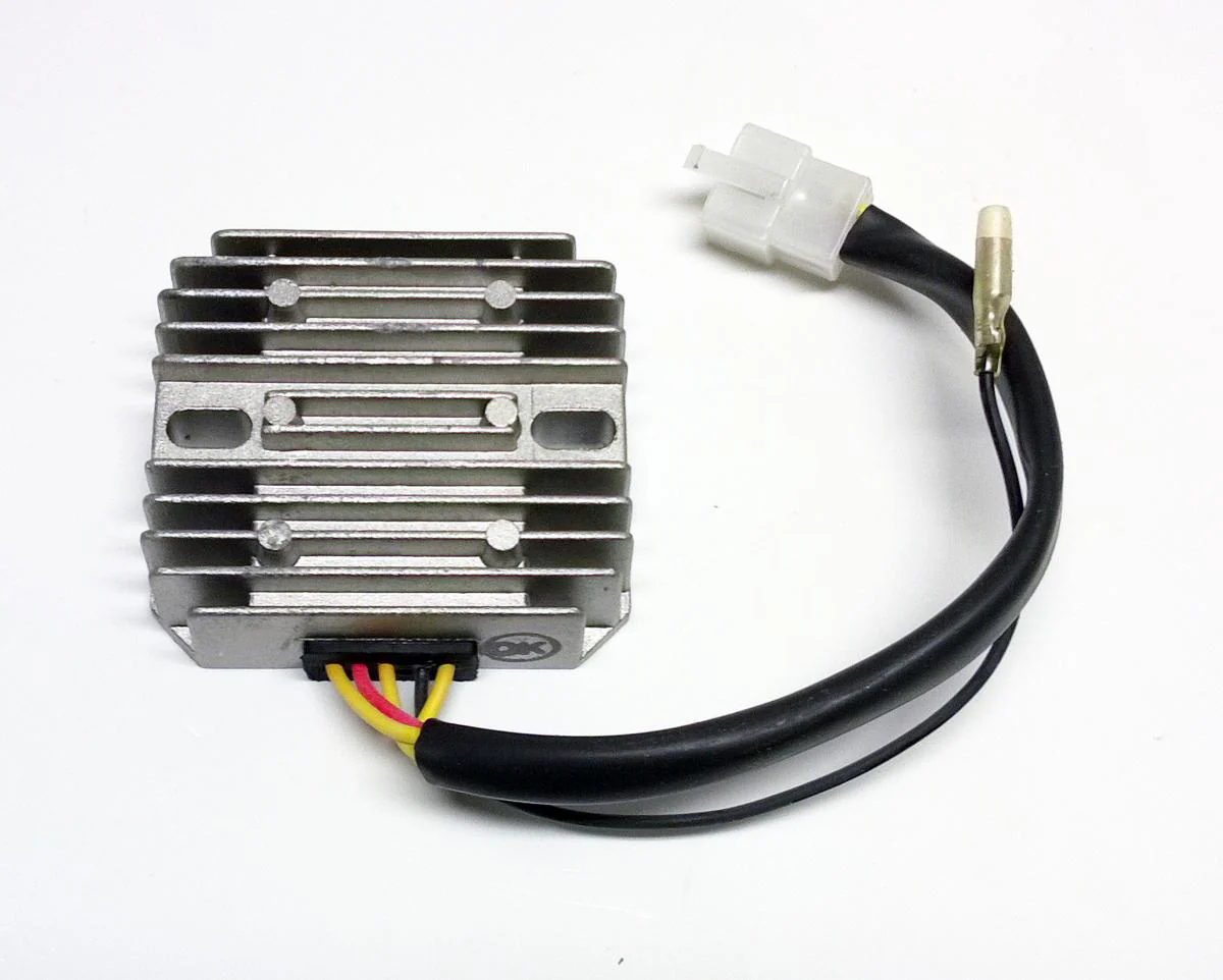 REGULATOR VOLTAGE 12V/25A 80mmX70mmX28mm 80-88 SUZUKI 230 250 300 550 650 750 1100 LS-F LS GS LT AUS6000 ESP2336 717920 44-3600 - Image 2