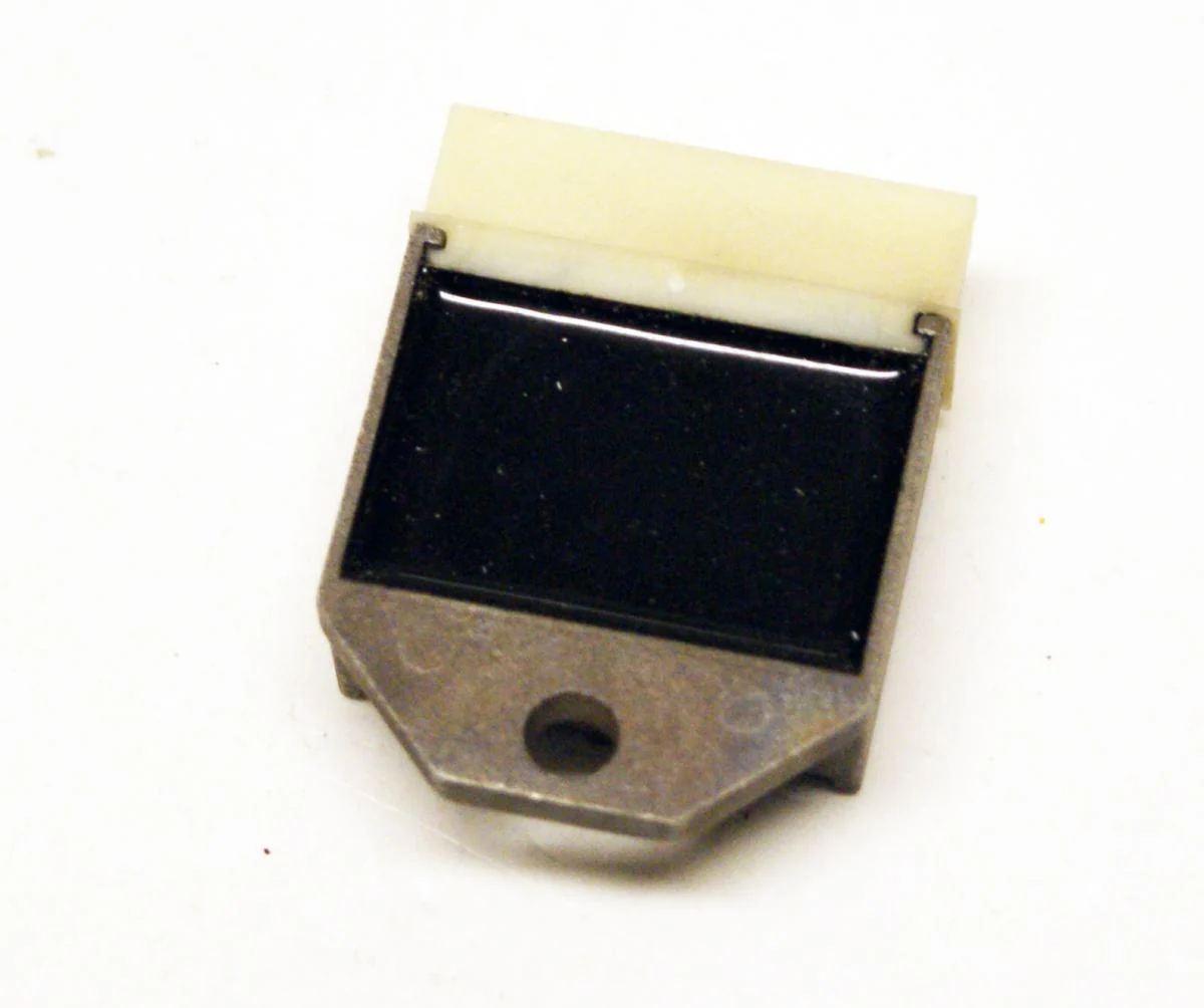 REGULATOR VOLTAGE 12v / 8A, DZE 02015-04 3AH-81960-00-00 - Image 3