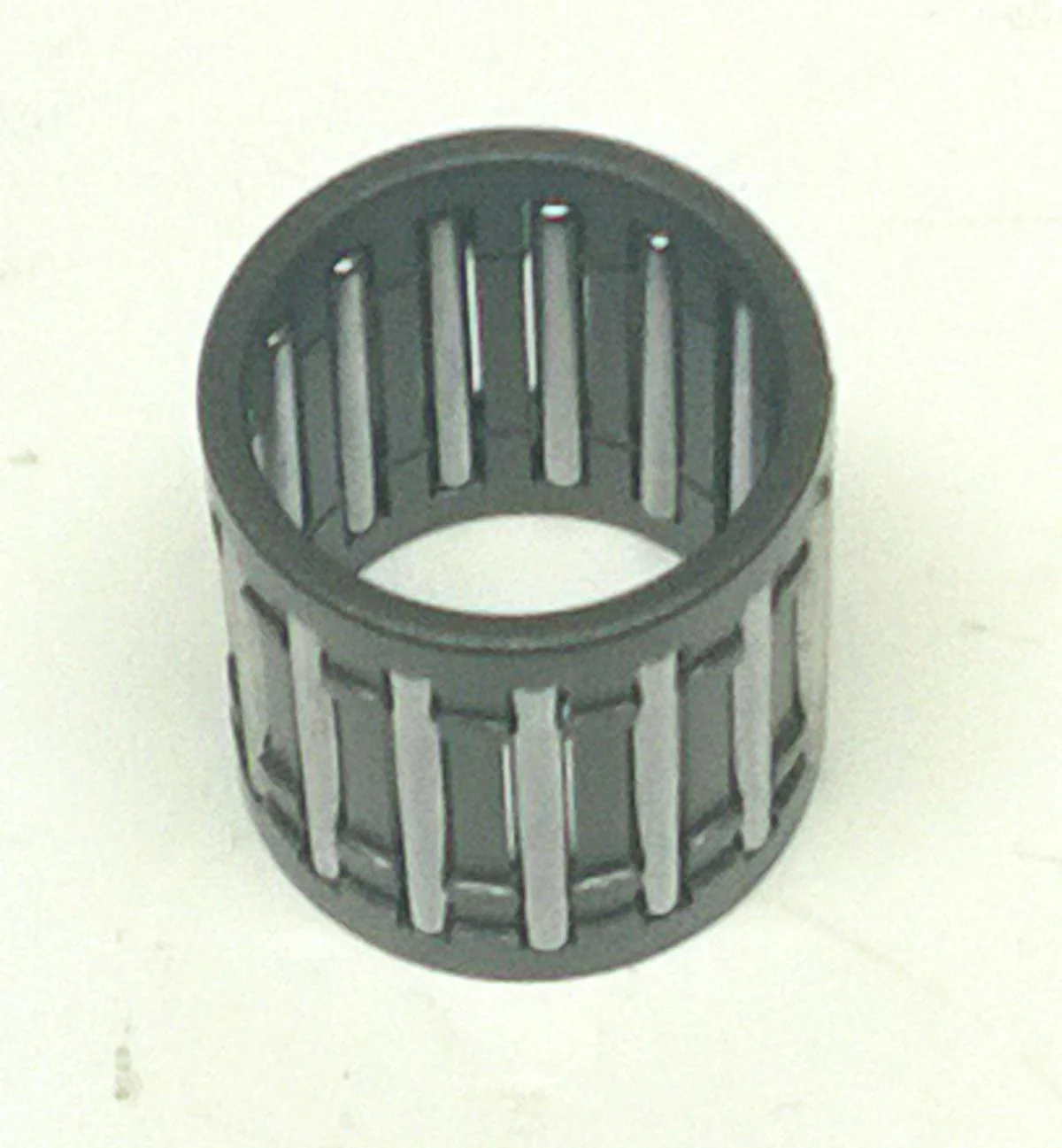 SMALL END 18x22x23 BEARING, PROX 21.1316 MADE IN JAPAN - Image 2