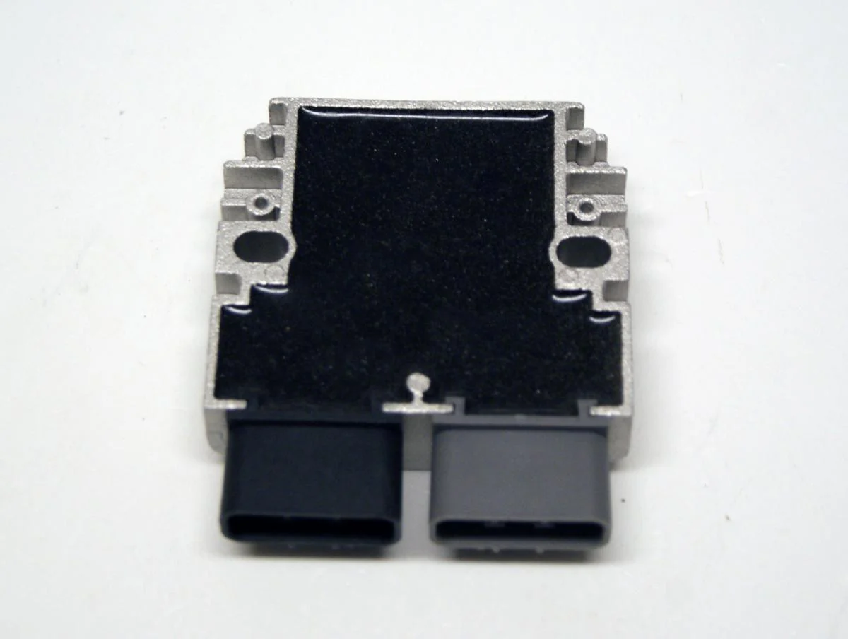 VOLTAGE REGULATOR 12V / 50A MOSFET, DZE 02425-04 - Image 2